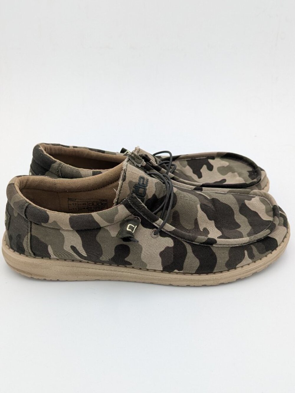 Hey Dude Men's Wally Canvas Camo Shoes Size 12 Lightweight Removable Memory Foam